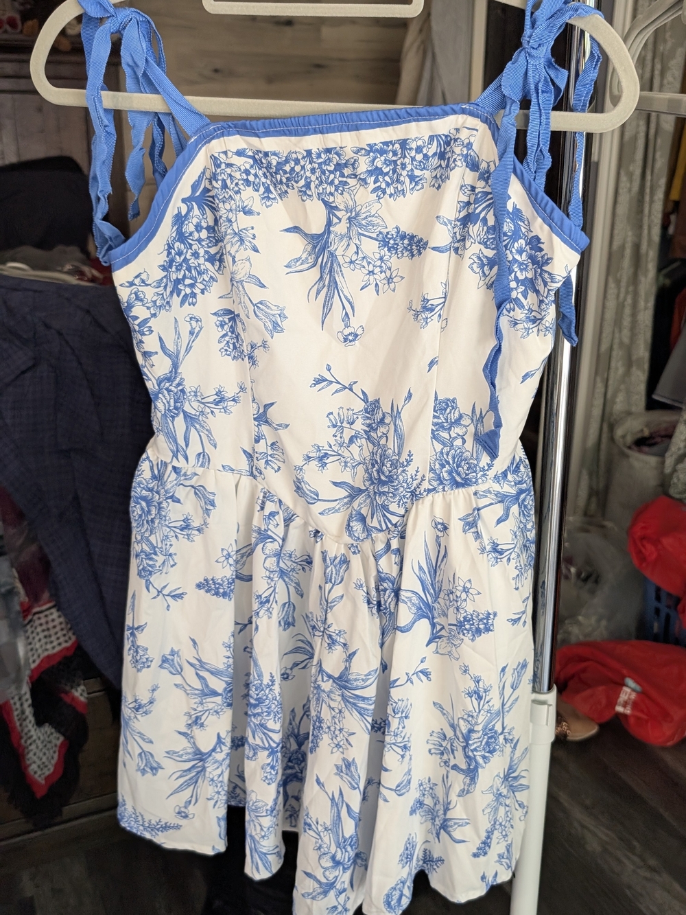 LadiesBlue Floral Tie-Shoulder Romper